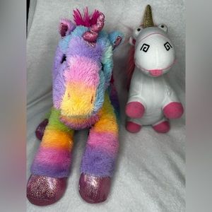 🦄Bundle of 2 Unicorns plush - Preloved